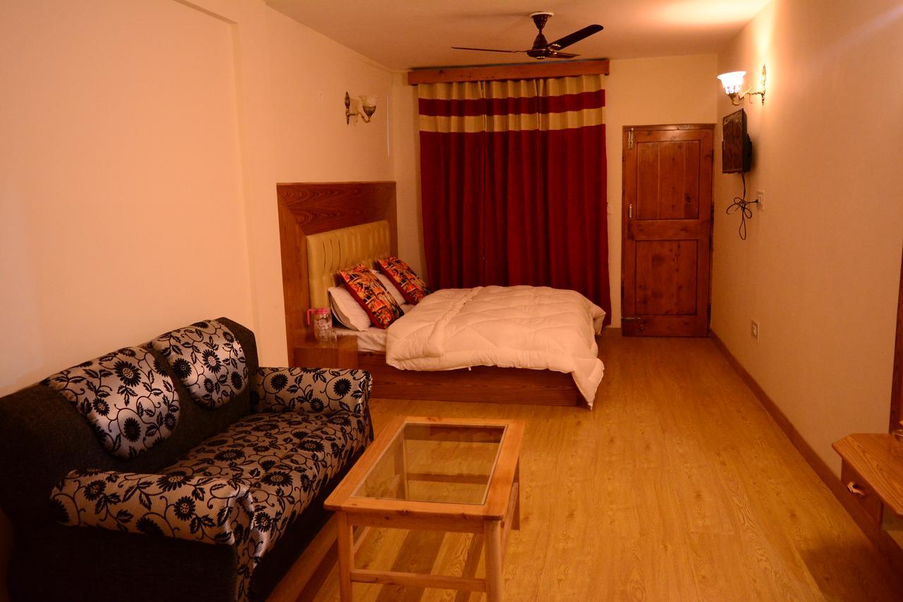 Ambika Bliss Bed & Breakfast Manāli Eksteriør bilde
