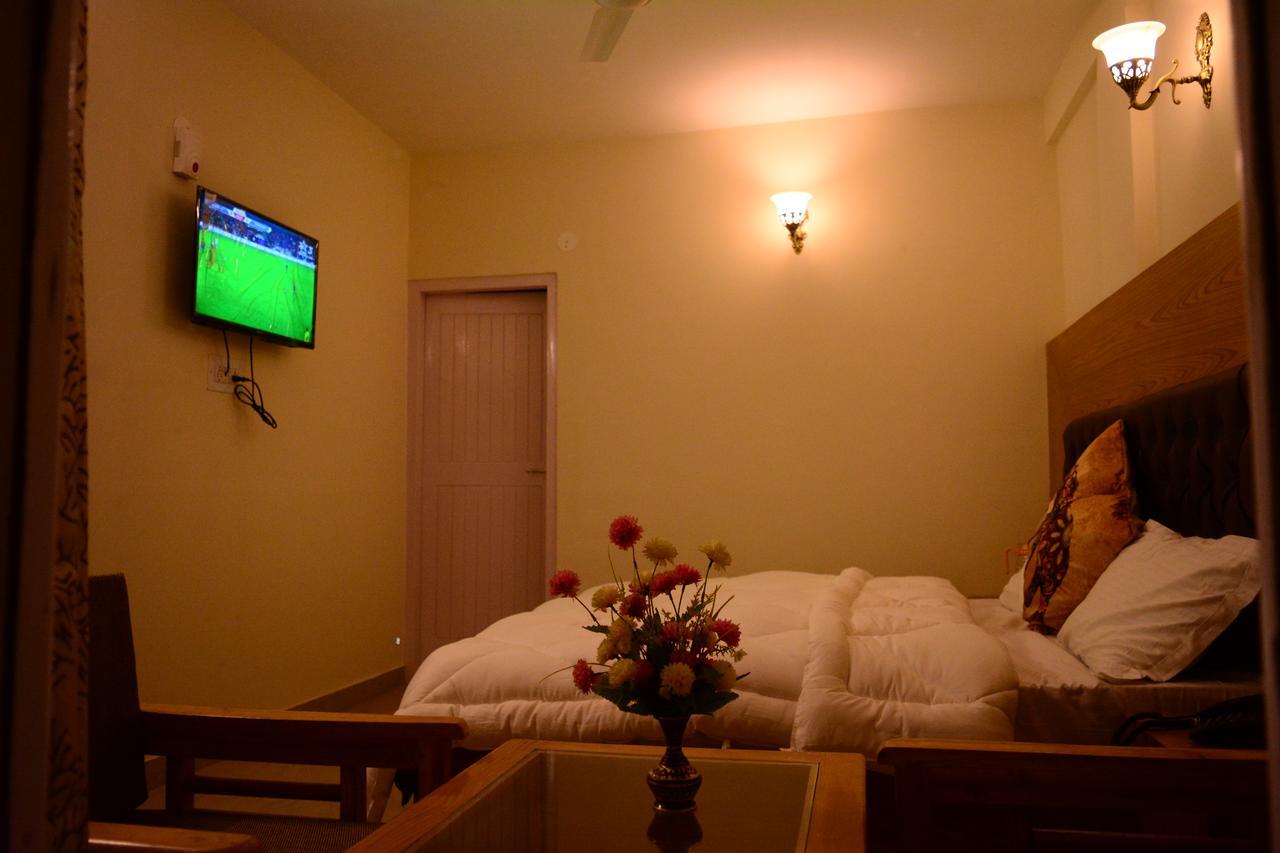 Ambika Bliss Bed & Breakfast Manāli Eksteriør bilde